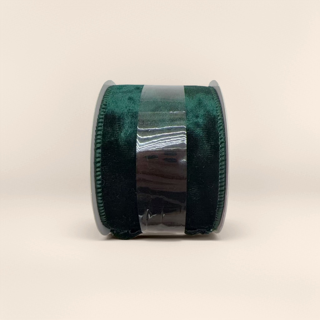 The Christmas green velvet ribbon is a rolled ribbon with a width of 1.5cm and a length of 3 meters. It is used for gift packaging and decoration Application Scenario