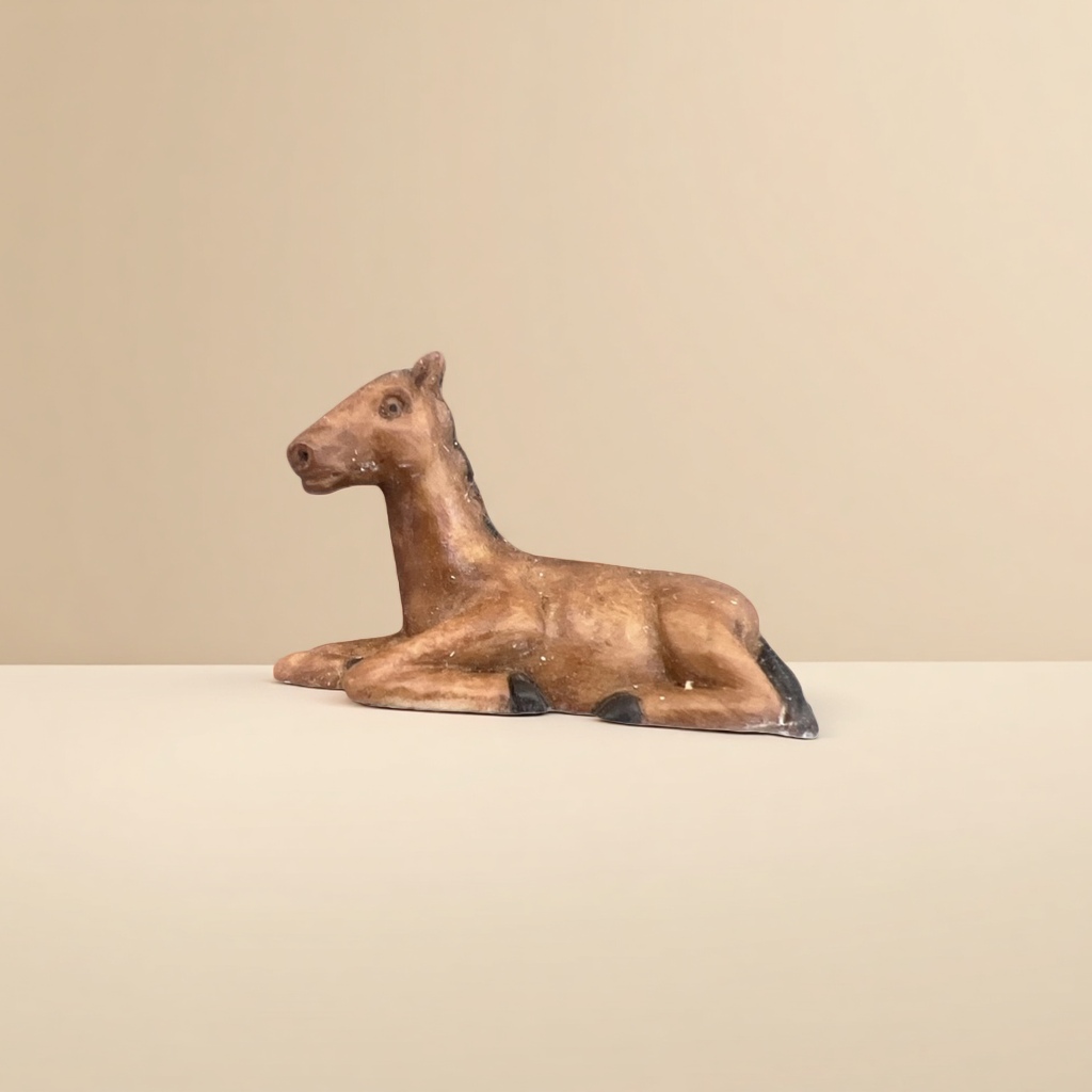 Brown horse statue ornaments for the living room entrance hall decoration, horse art sculpture handicrafts Application Scenario