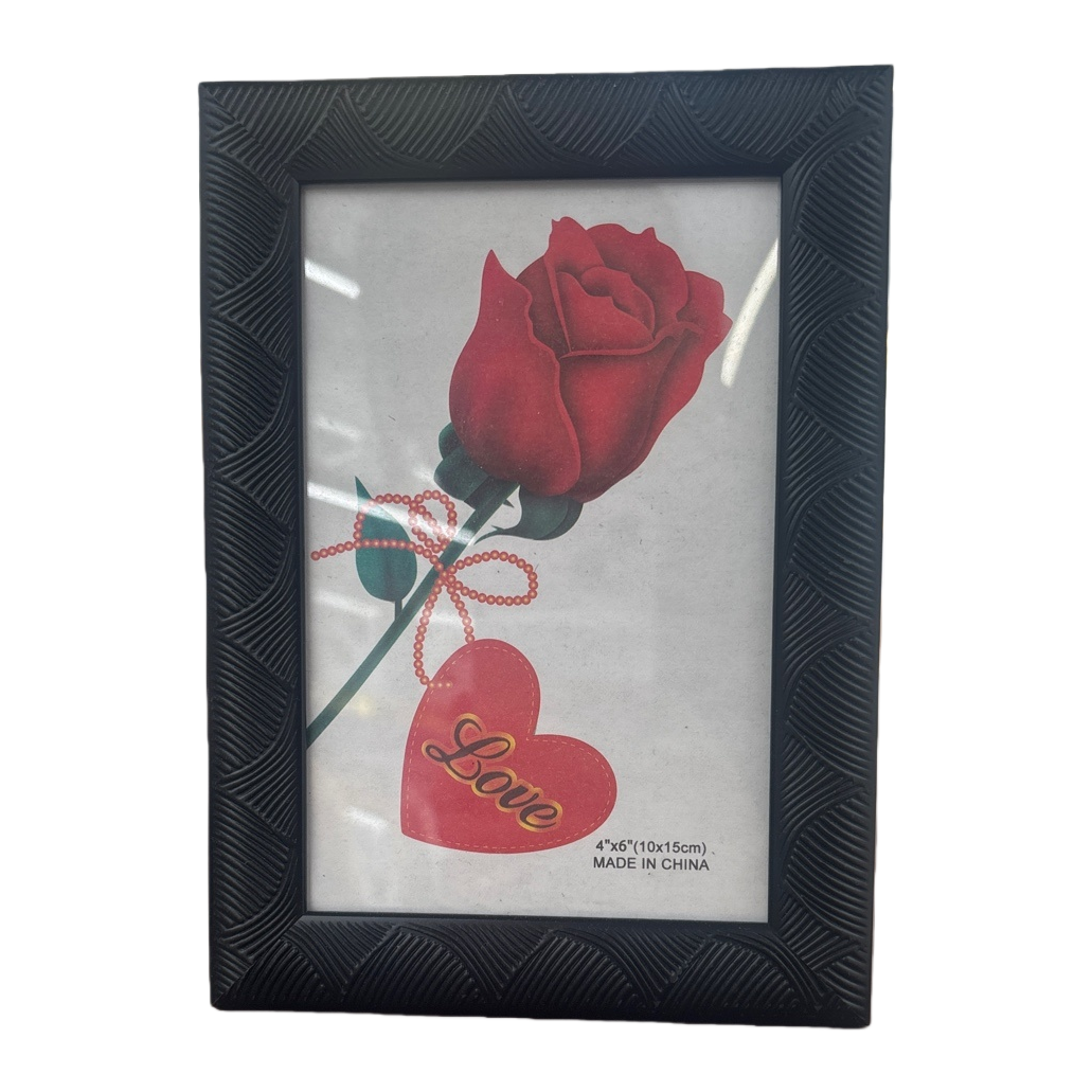 Black photo frame, red rose, heart-shaped label, decorative painting, living room and bedroom hanging picture, photo frame Item Picture