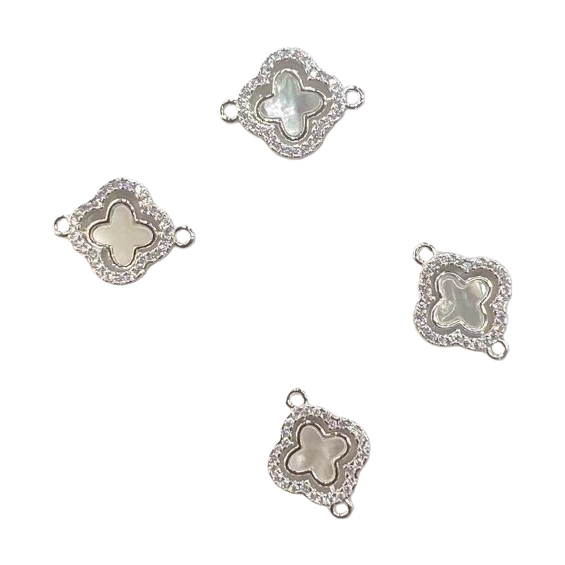 四叶草银色吊坠饰品 时尚简约百搭项链 Item Picture