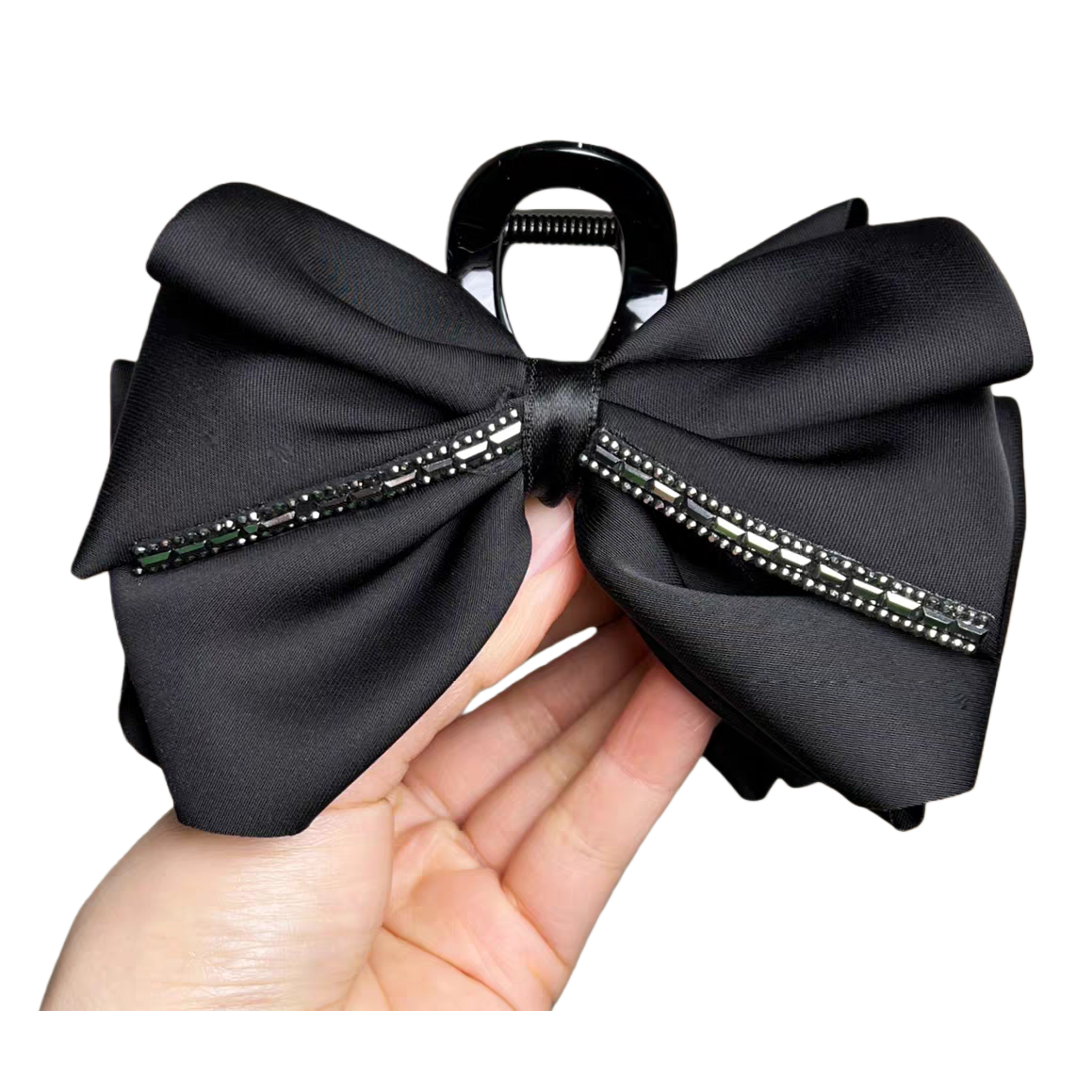 مقاطع معدنية ملفوفة بالأربطة السوداء من أجل السيدة من الانزلاق دون أن تصاب Item Picture