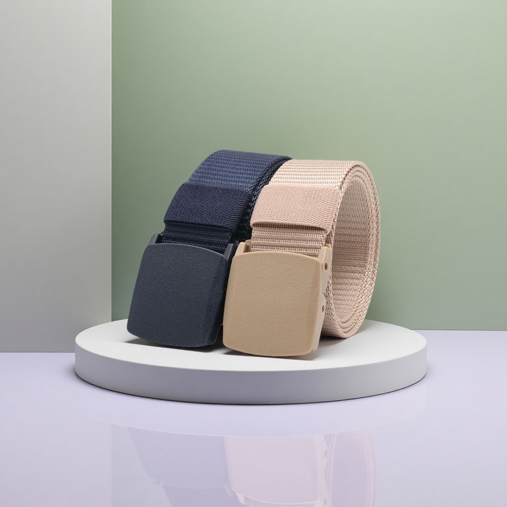 The fabric belt is fashionable, versatile and adjustable