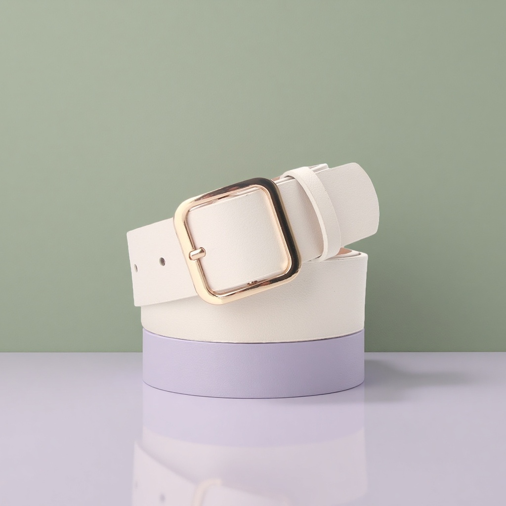 The white genuine leather men's belt is a simple, versatile and fashionable business casual belt Application Scenario