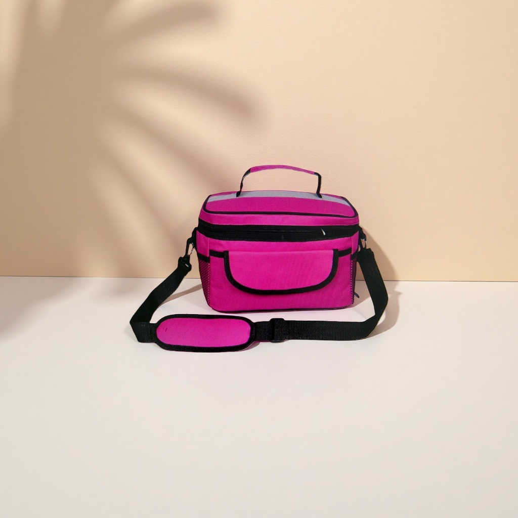 The pink insulated bag is a portable heat-insulating and heat-preserving bag with foldable storage capacity Specification image