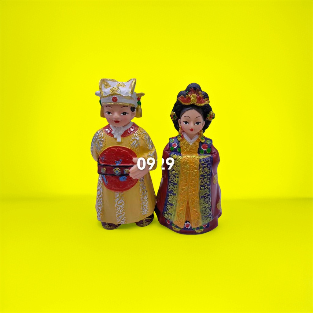 传统服饰人物雕像摆件家居装饰工艺品