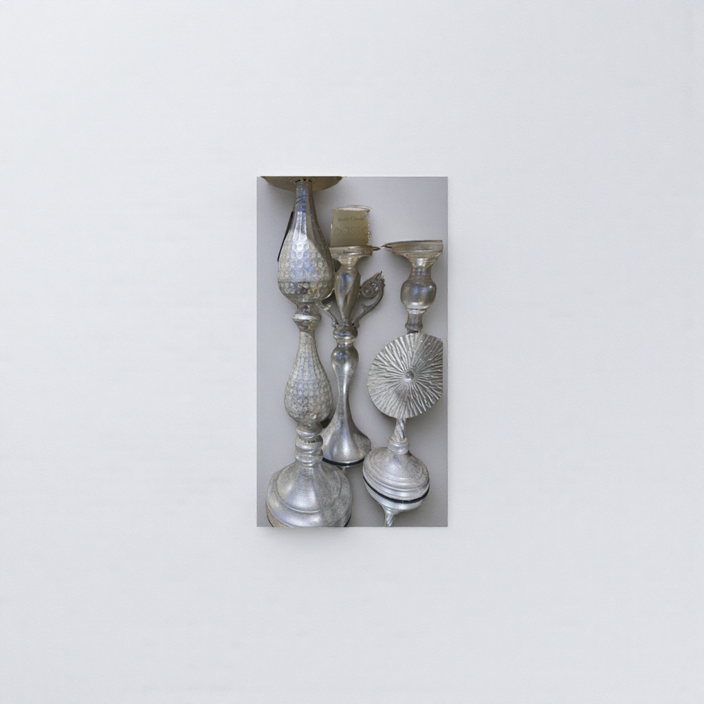 Decorative candlestick metal retro-style table decoration for living room and bedroom
