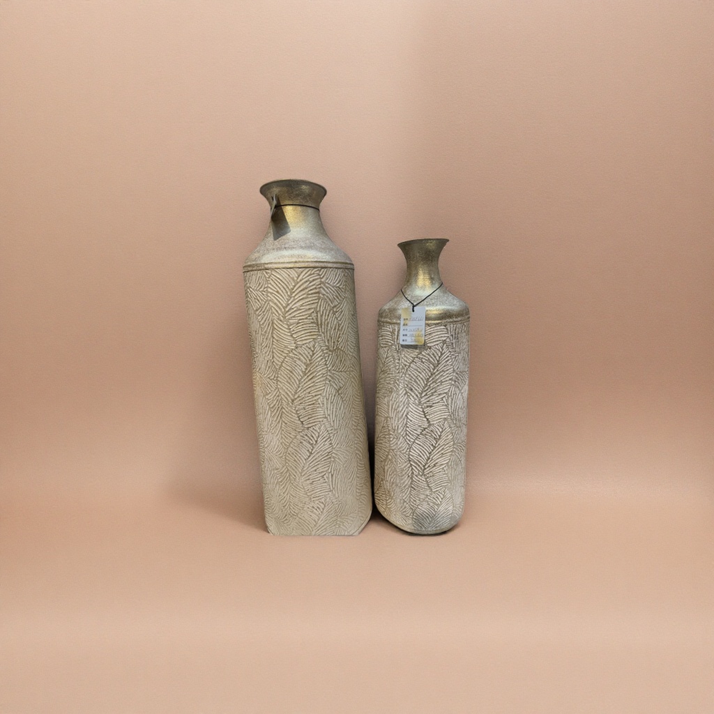 Decorative metal vases, living room ornaments, Nordic style, simple and modern home flower arrangements details Picture