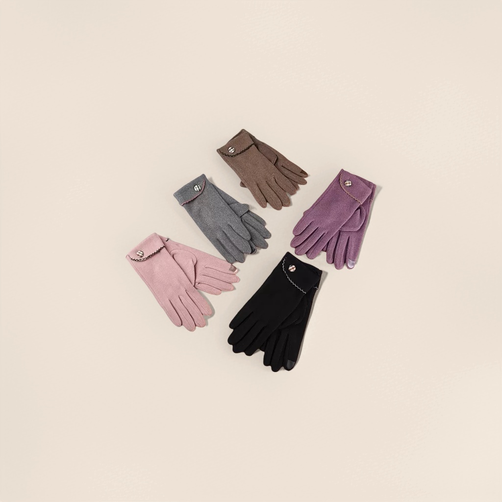 Gloves + Gloves 151946170 Application Scenario