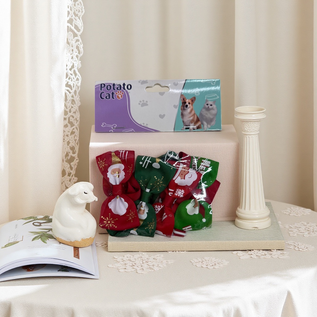 The Christmas-themed pet bow hair accessory can be adjusted in tightness to fit cats and dogs Specification image
