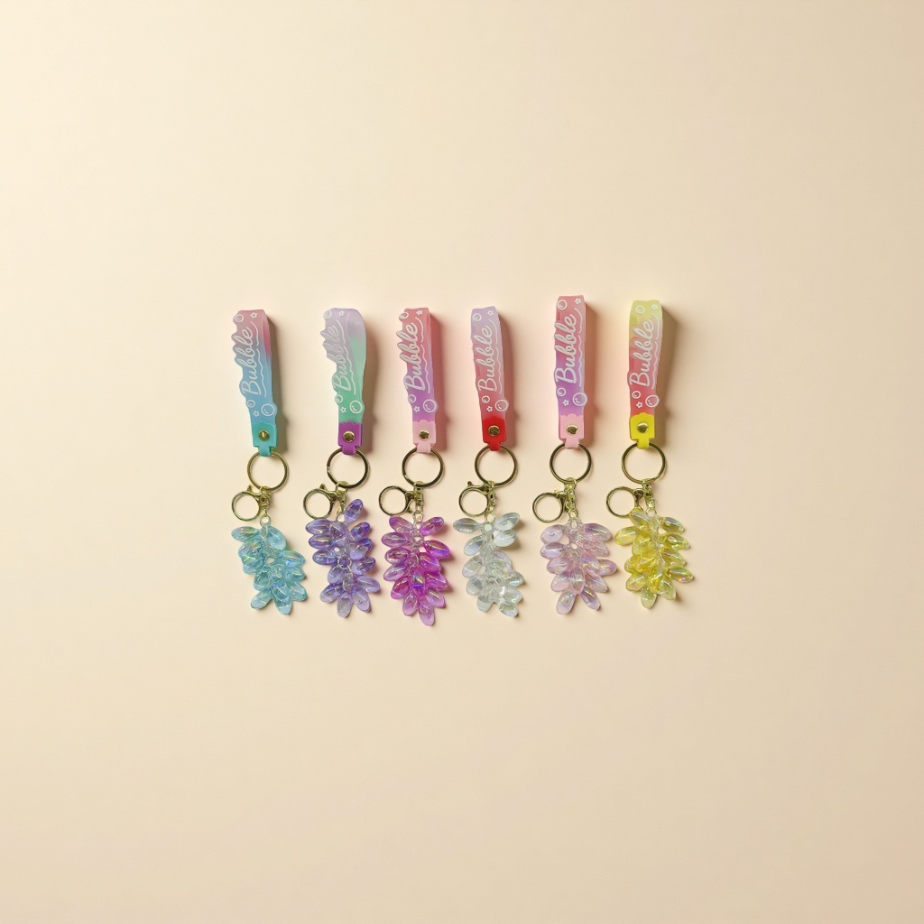 Colorful gradient keychain pendant, a fashionable and personalized car bag hanging decoration details Picture