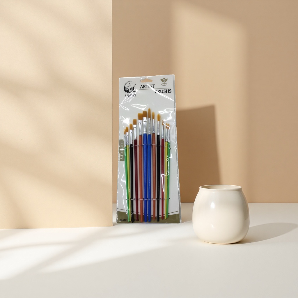 The artist-specific brush set includes various types of brushes and professional painting tools details Picture