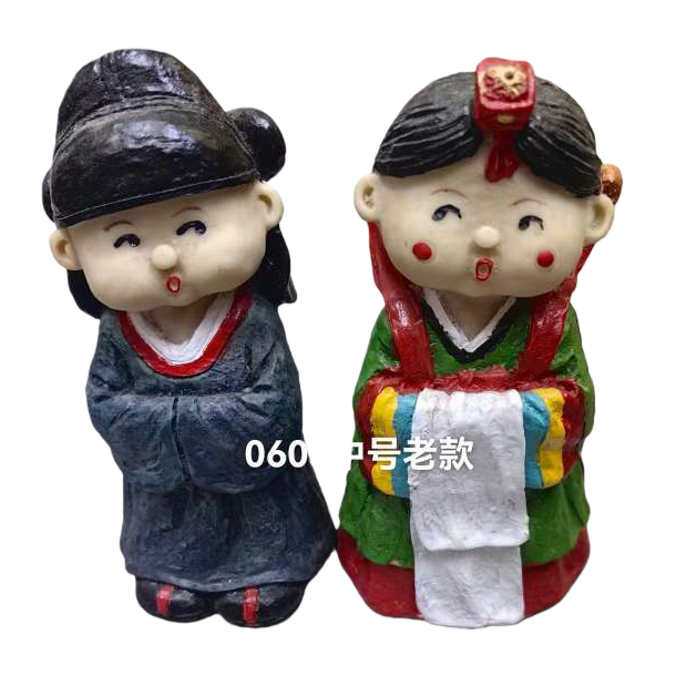 陶瓷人物雕像摆件 家居装饰艺术收藏品白底实物图
