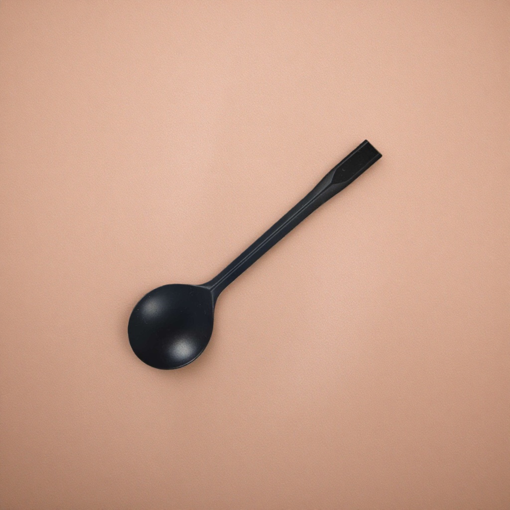 Black plastic spoon thickened, durable household spoon, 12cm single piece details Picture