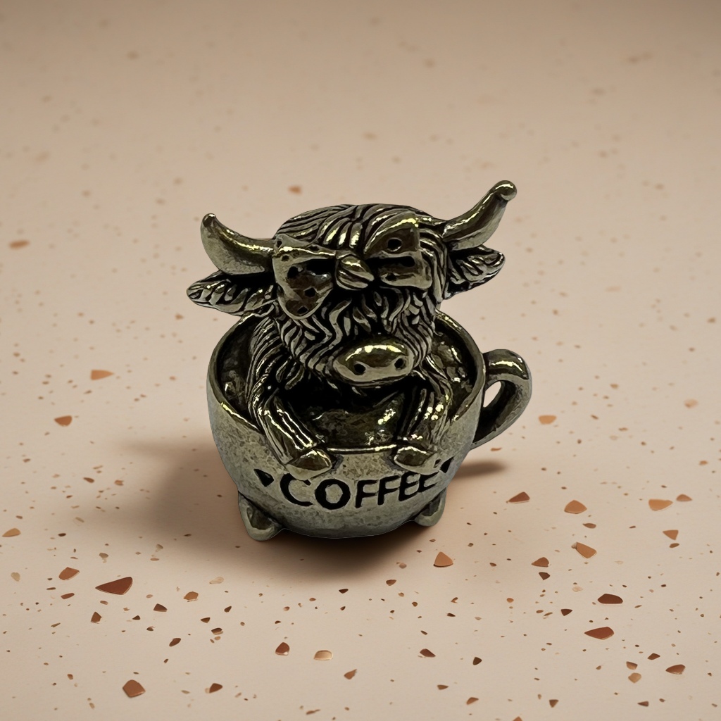 Brass bull-shaped coffee cup, a retro and creative portable mug for office and home use