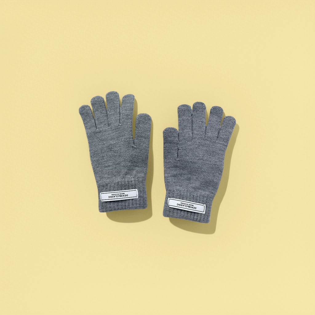 Grey knitted gloves for warm and anti-slip women in autumn and winter
