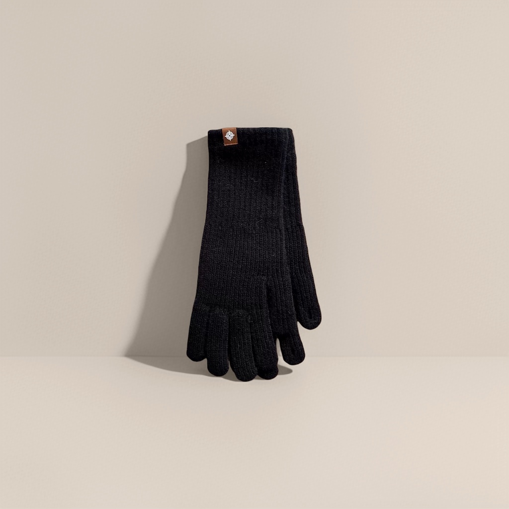 Black knitted gloves are warm, anti-slip and thin for ladies' hands in autumn and winter
