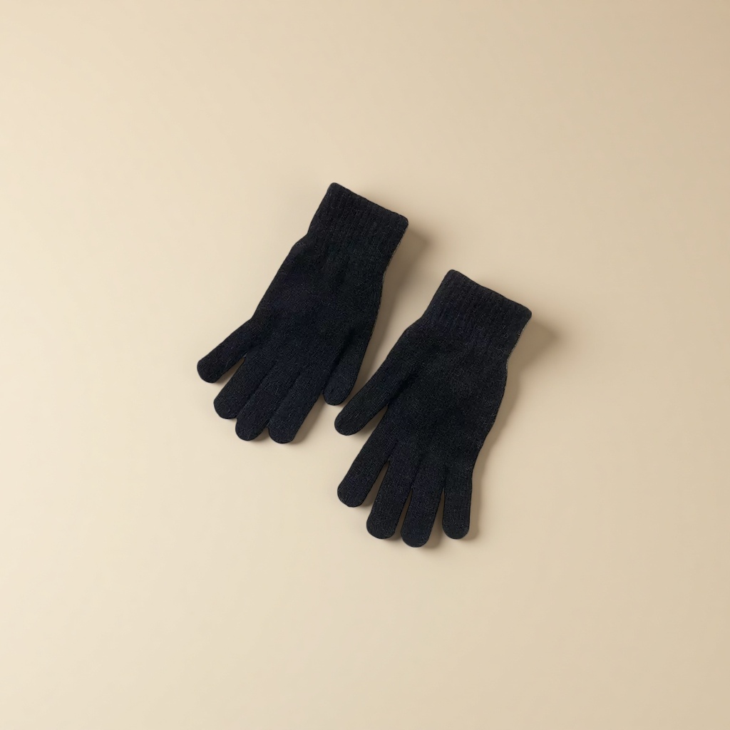 Black knitted gloves for women, warm and anti-slip, fingertip touch screen autumn and winter style Specification image