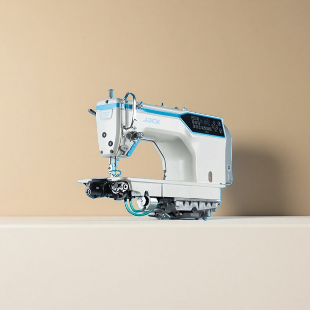 Large-space computerized flat sewing machine, household multi-functional automatic threading machine Application Scenario