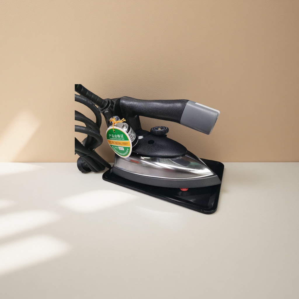 Electric iron, household steam iron, portable ironing machine, 1500W constant temperature and rapid heating details Picture