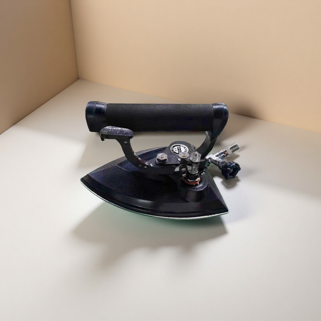 Industrial iron, high-power steam ironing machine, portable, suitable for both home and commercial use Application Scenario