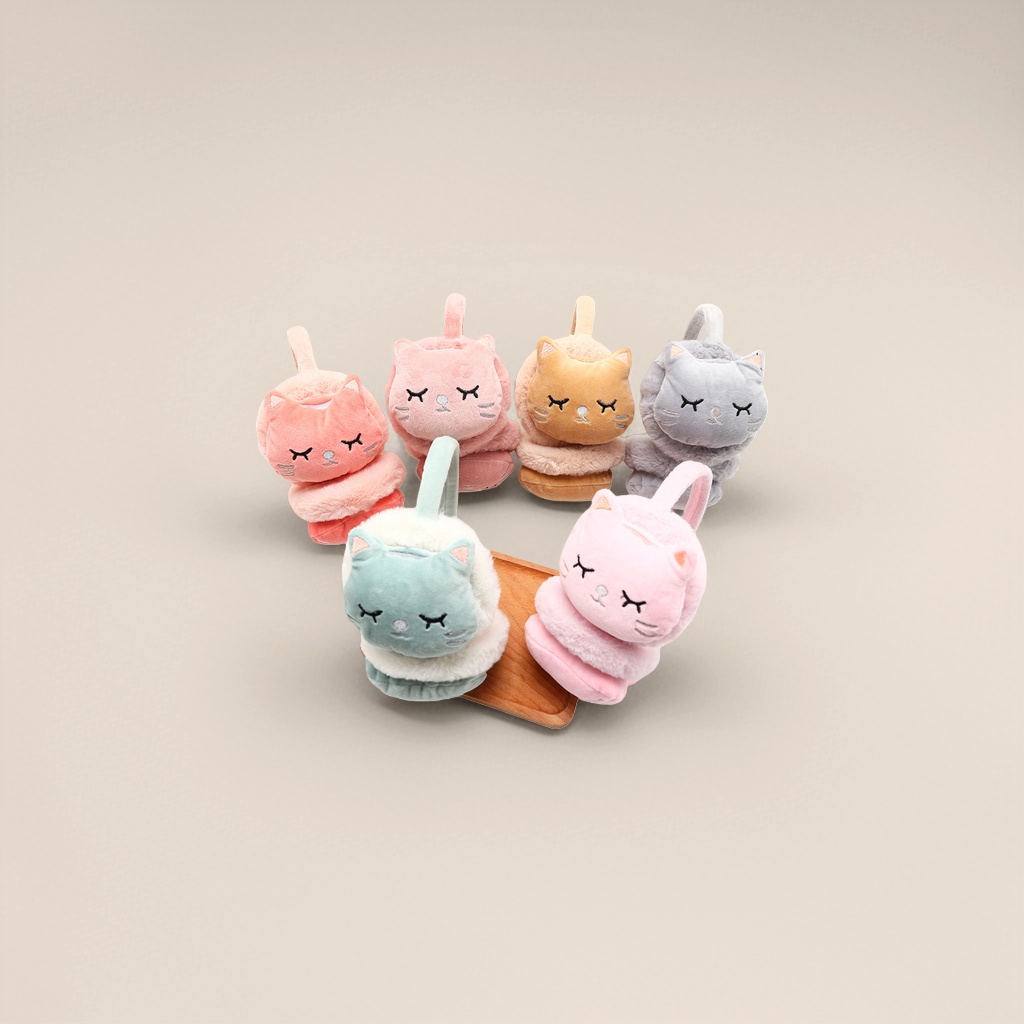 Plush cat-shaped ear cups are cute and warm Application Scenario