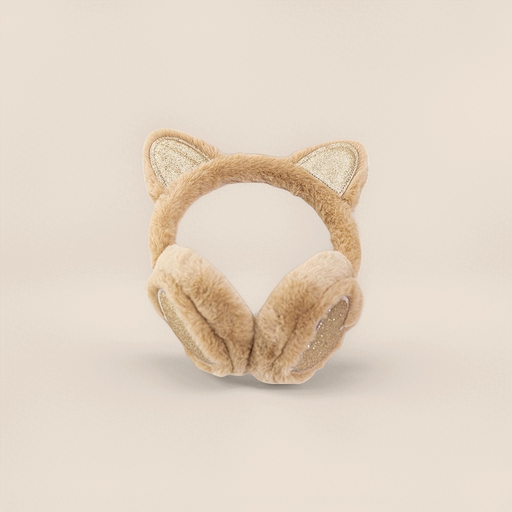 The black plush cat ear-shaped ear cups are warm and cute, with a girlish style that keeps your ears warm in winter Application Scenario