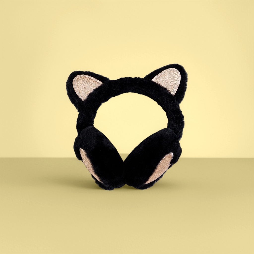 The black plush cat ear-shaped ear cups are warm and cute, with a girlish style that keeps your ears warm in winter