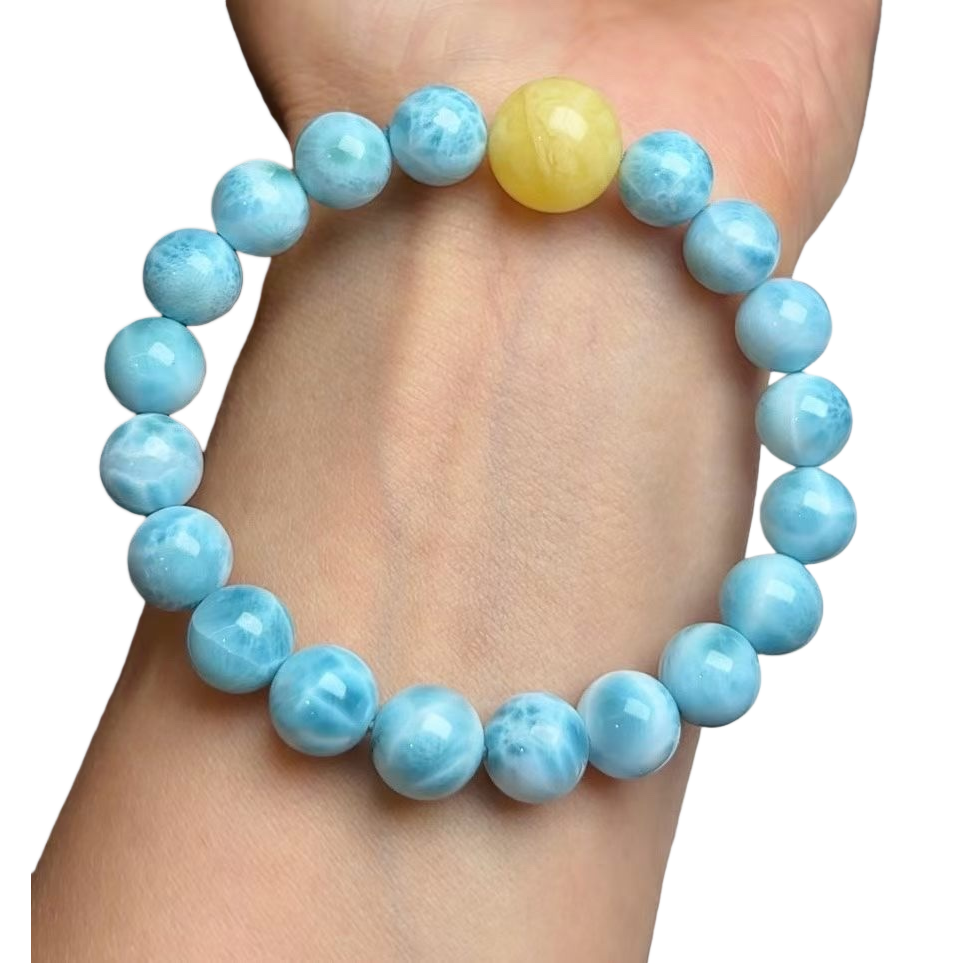 Blue bead bracelet for women is a simple, fashionable and versatile accessory Item Picture