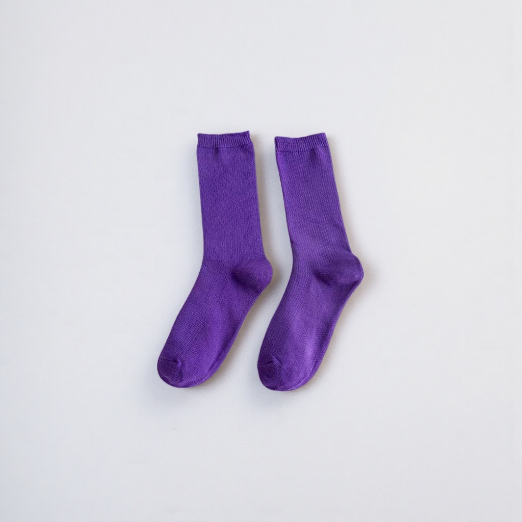Purple modal cotton blended ship socks are skin-friendly, soft, anti-slip and not easy to fall off the heel Application Scenario