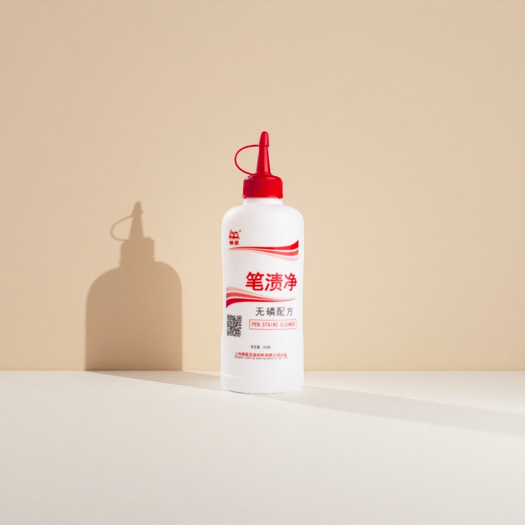 The special pen stain cleaner can quickly dissolve pen marks and ink stains without leaving any marks Application Scenario