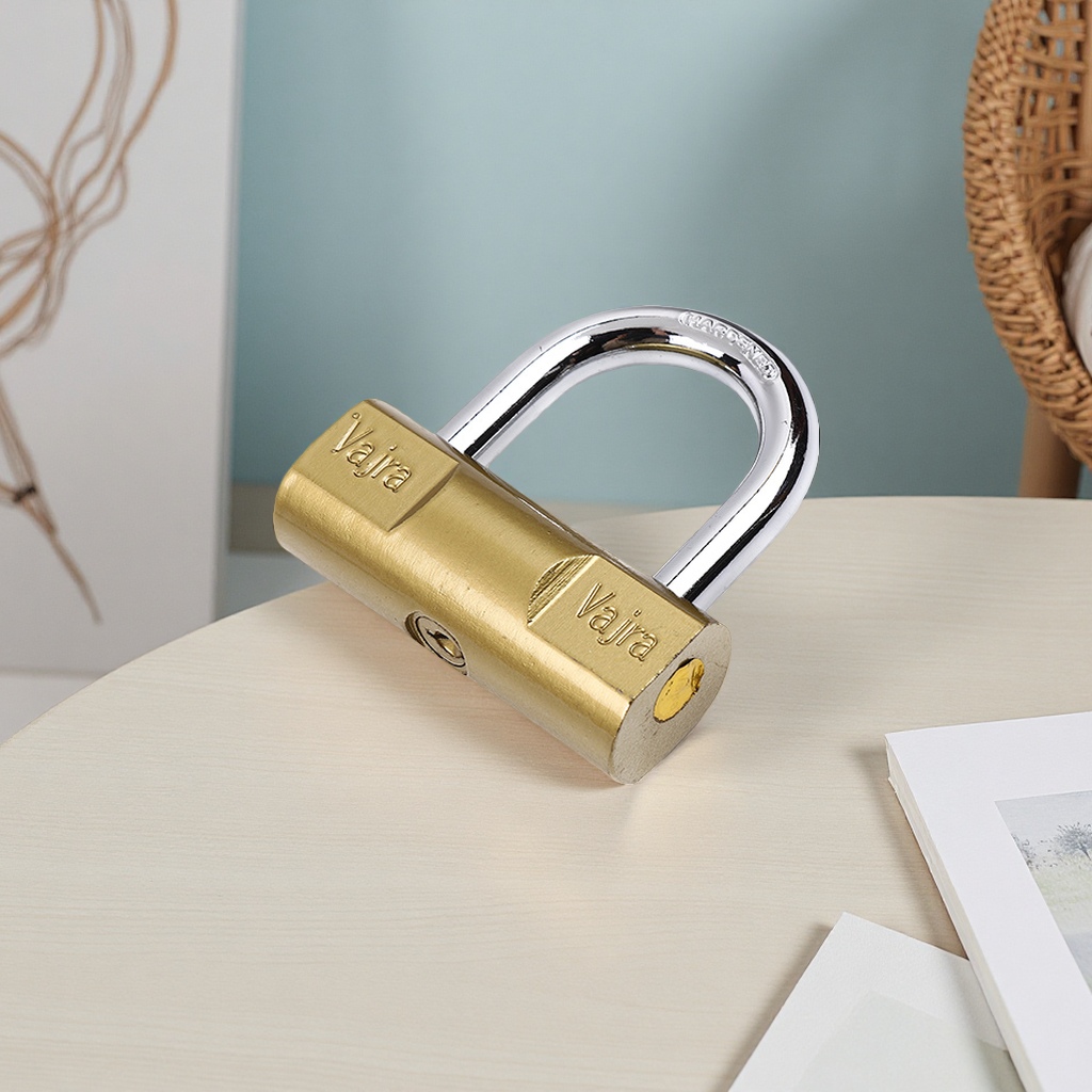 Copper core anti-rust padlock, single handle, specially designed for study, wardrobe and drawer Application Scenario