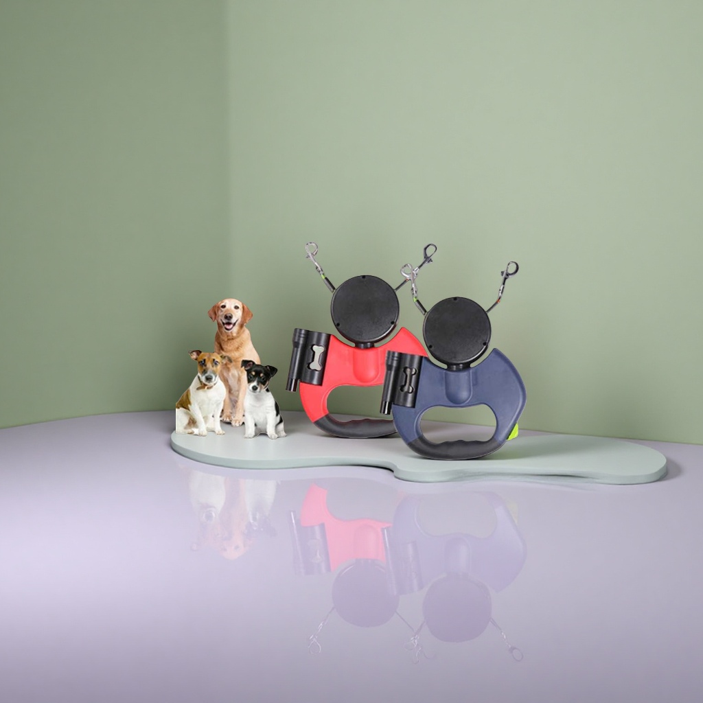 One drag two telescopic leash for pets to take the dog for a walk. The length of the leash can be adjusted details Picture