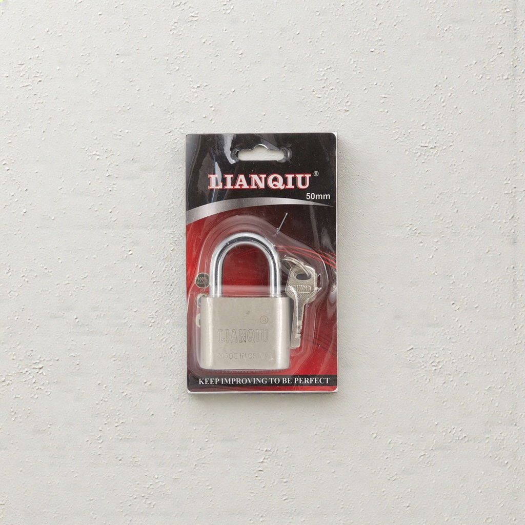 Sturdy and durable padlock, anti-picking copper core padlock, household anti-theft padlock, single handle installation Application Scenario