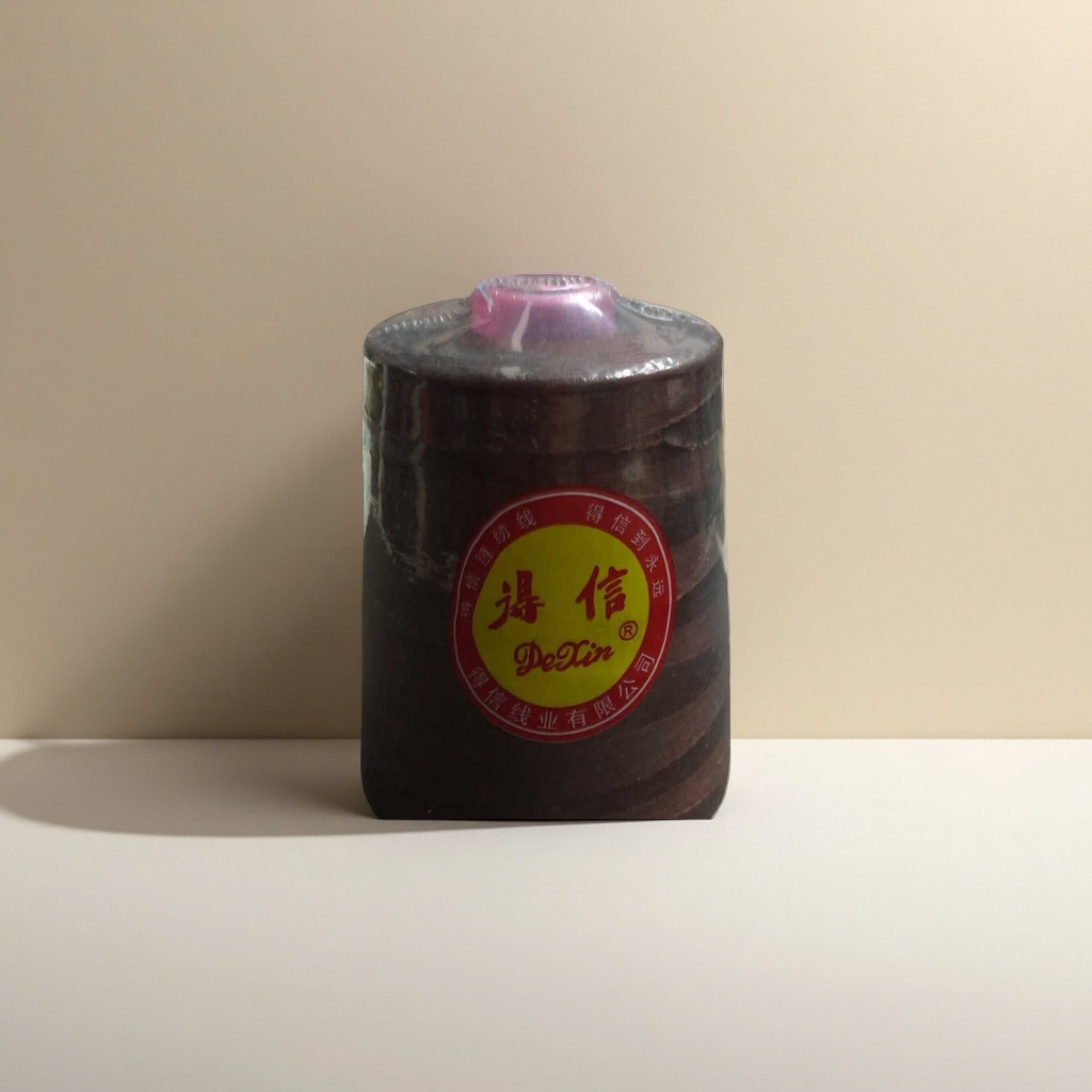 Dexin brand dark-colored sewing thread roll, 100-meter high-strength wear-resistant cotton thread specially designed for sewing Application Scenario