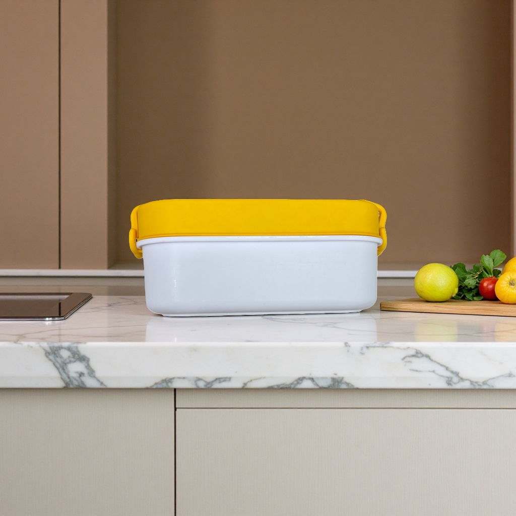 Yellow bento box, food-grade PP material, with a insulated and portable lunchbox design Specification image
