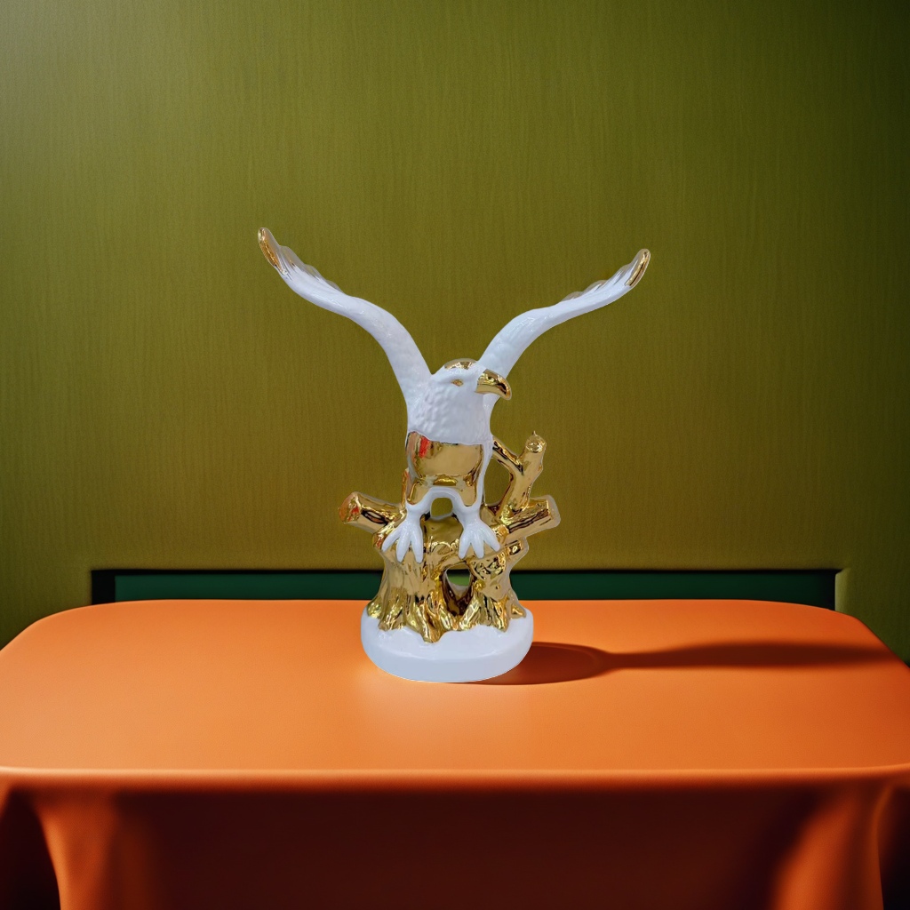 A white and gold eagle sculpture decoration for the living room and office Application Scenario
