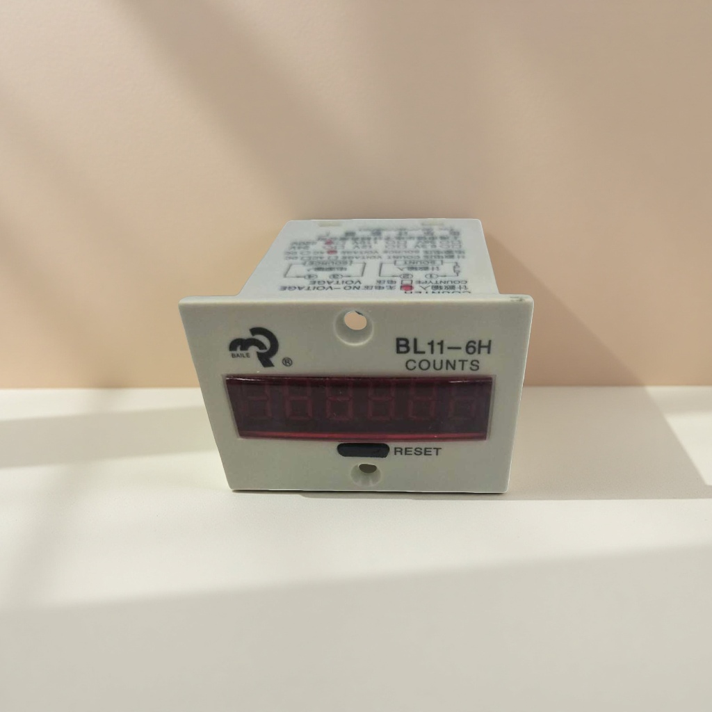 Installation of the BL11-6H industrial electronic counter with a 6-digit digital display panel Application Scenario