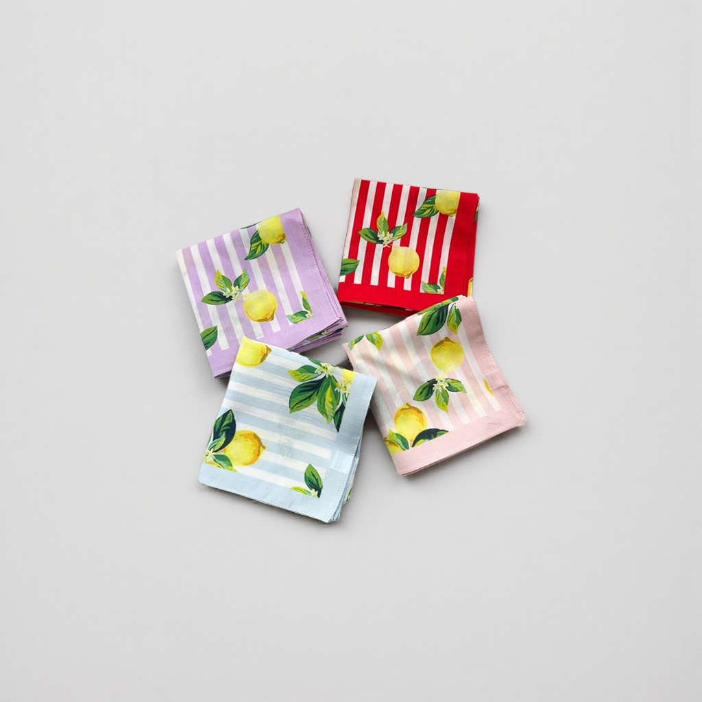 Silk scarves with printed patterns, square scarves, ribbon scarves, sun-protective silk scarves and accessories Application Scenario