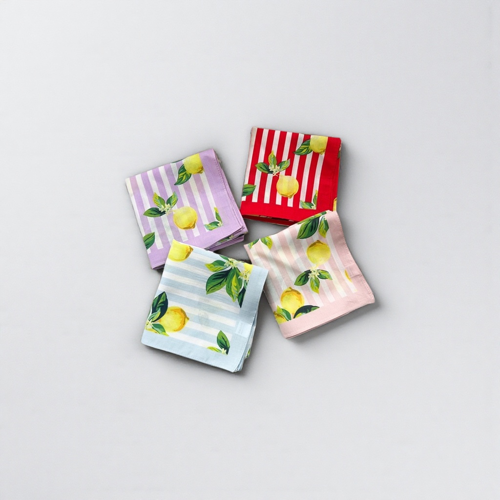 Silk scarves with printed patterns, square scarves, ribbon scarves, sun-protective silk scarves and accessories