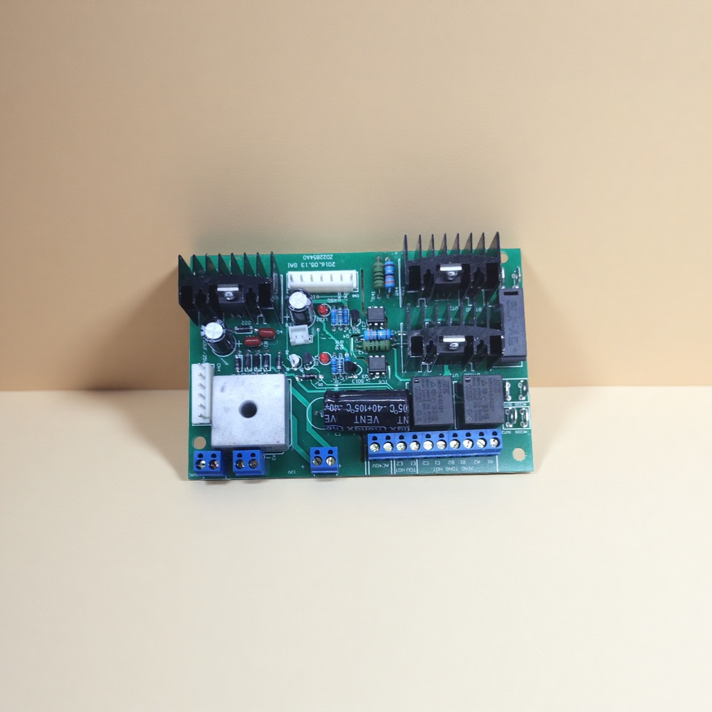 PCB电路板实物图