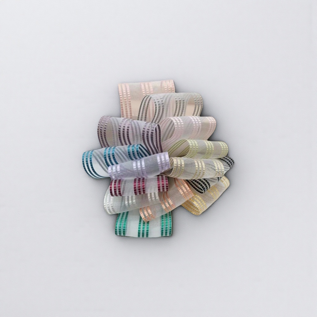 The colorful striped ribbon is 1.5cm wide and 3 meters long, used for decorative packaging