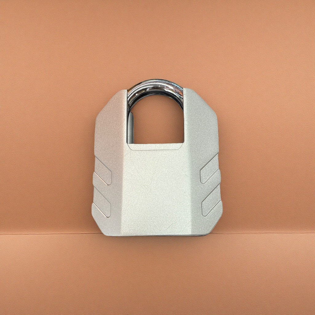 The metal padlock body is anti-picking and durable. It is suitable for home, office and warehouse use Specification image