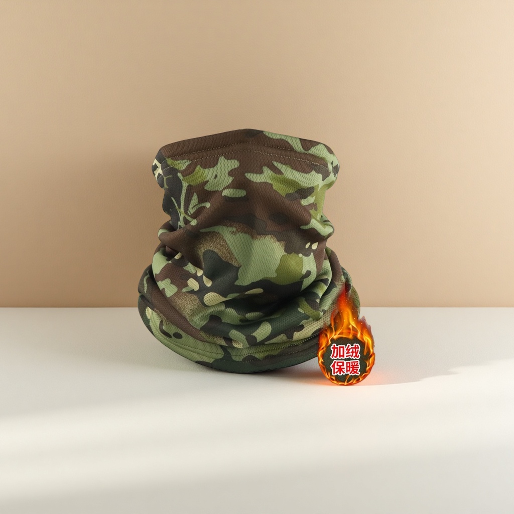 The camouflage patterned knitted scarf is suitable for both men and women, providing warmth and wind protection for outdoor sports Specification image