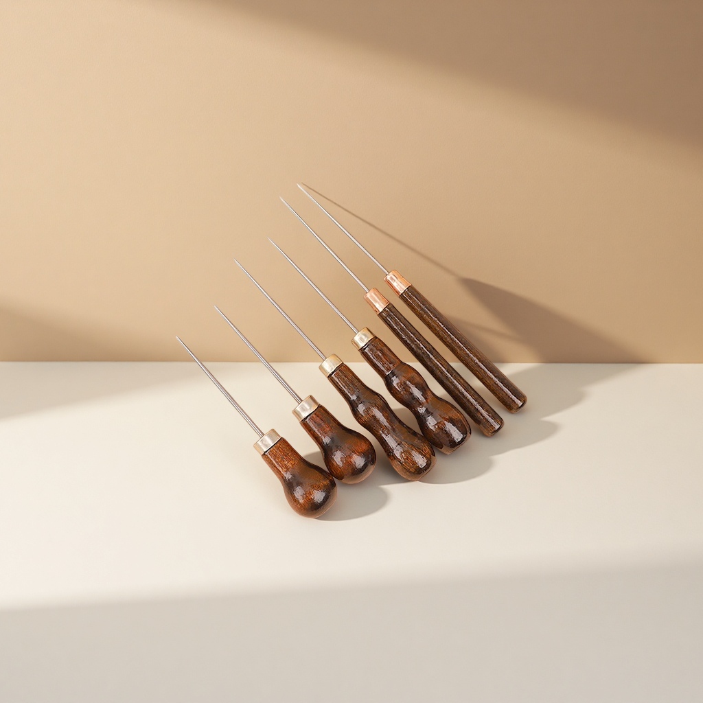 The wooden-handled metal-pointed engraving knife is a special tool for hand wood carving, with a sharp and durable cutting edge Specification image