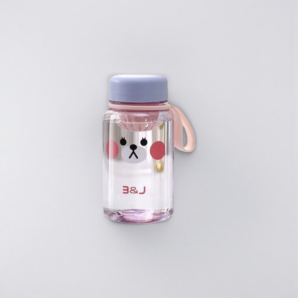 Cartoon-patterned water cups, large-capacity portable insulated cups, creative gifts for students, offices and home use Application Scenario