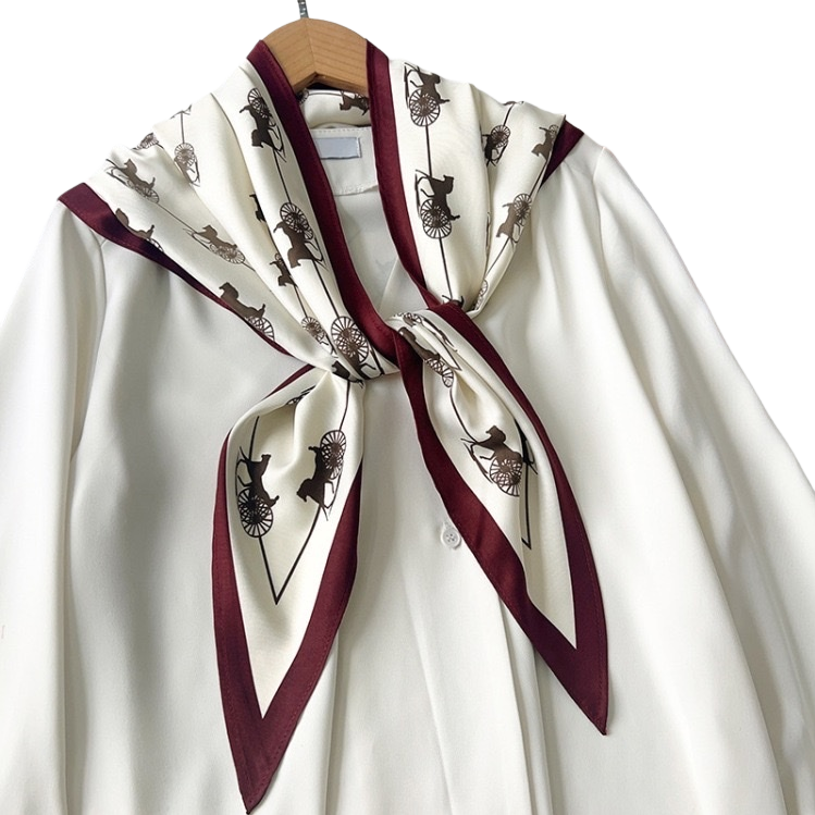 A thin printed silk scarf for women in spring and summer, 60cm×60cm Item Picture