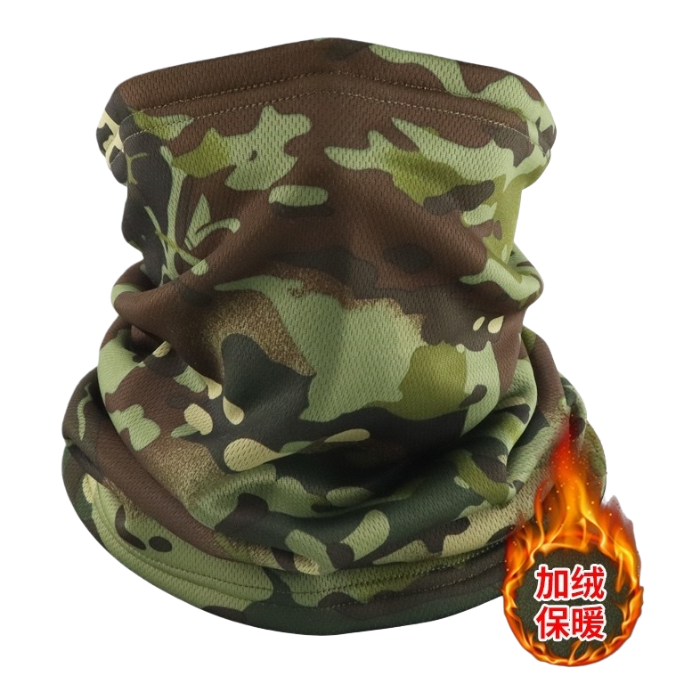 The camouflage patterned knitted scarf is suitable for both men and women, providing warmth and wind protection for outdoor sports Item Picture