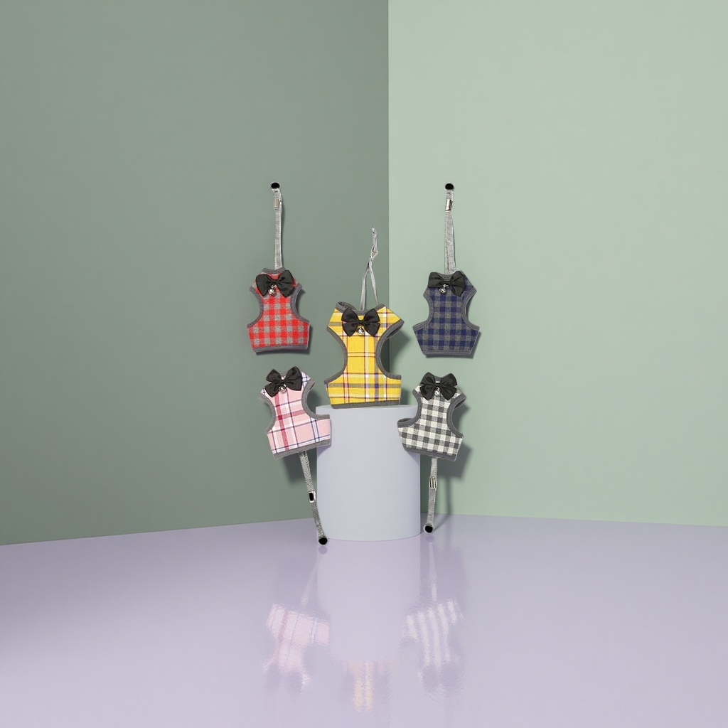 A breathable, lightweight, adjustable and multi-functional dog walking suit with pet straps details Picture