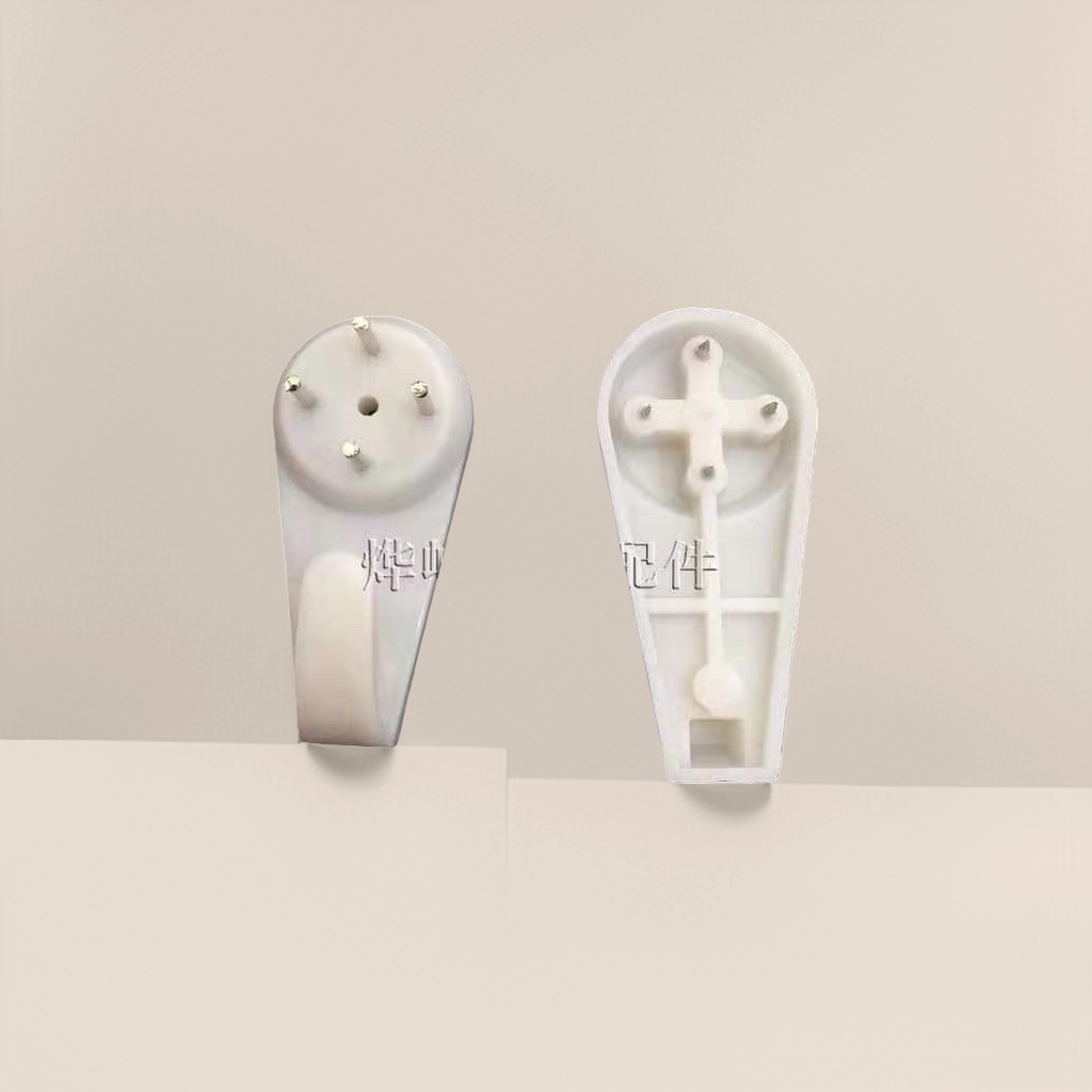 Gancho de plástico blanco accesorios tipo universal soporte de peso baño cocina colgante Application Scenario
