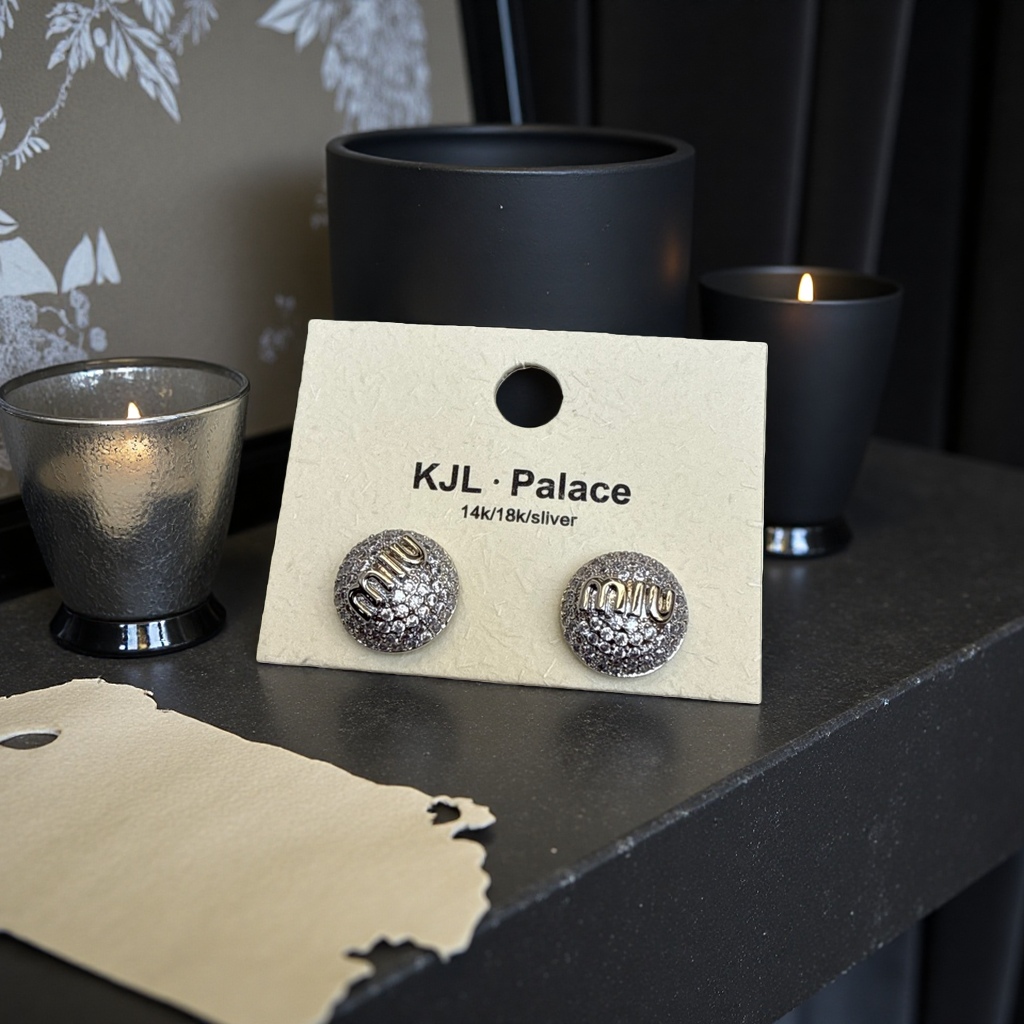 KJL Palace 轻奢几何耳钉 时尚百搭耳饰细节图